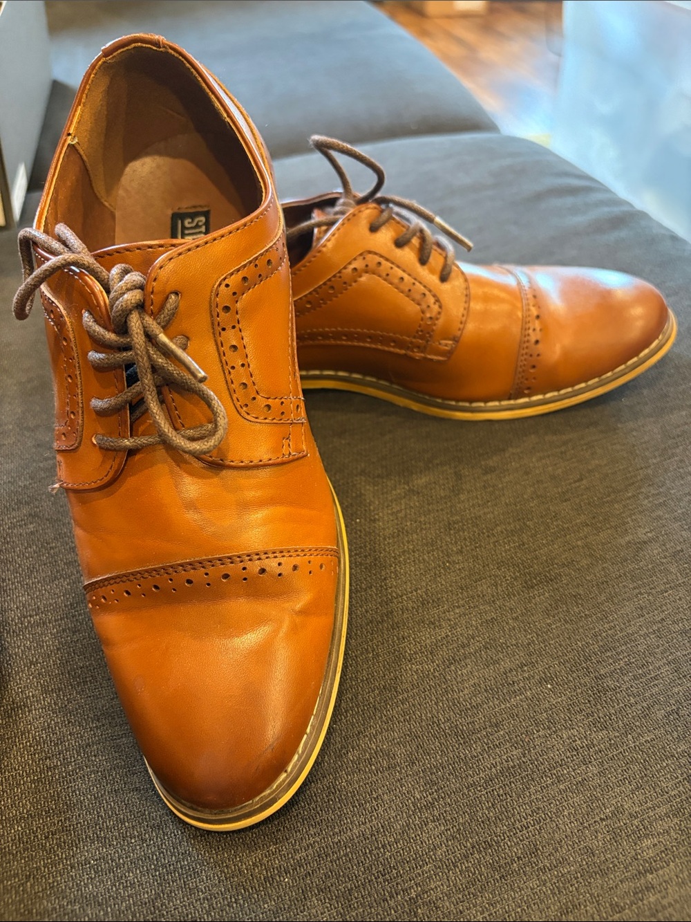 Stacy Adams Cognac Leather Cap-Toe Brogues